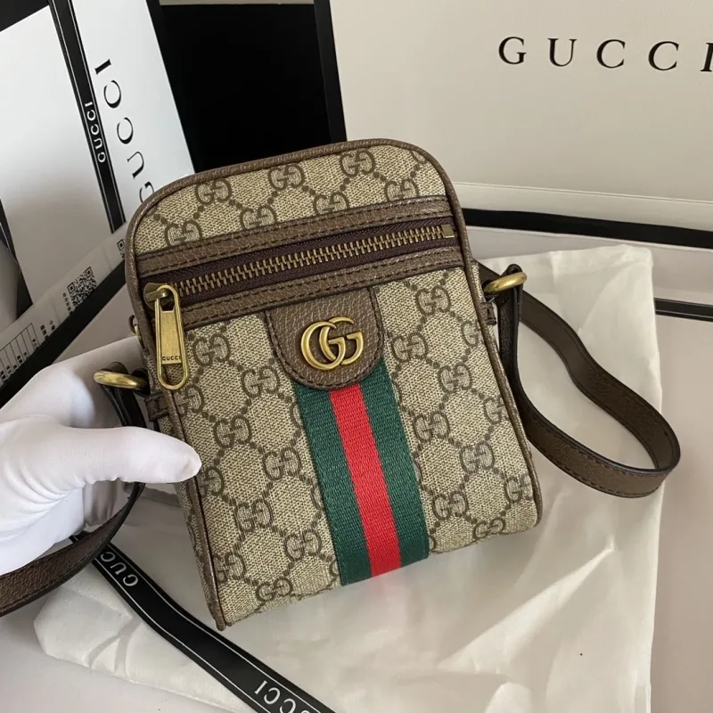 Alternative view of Gucci Satchel Bags-963
