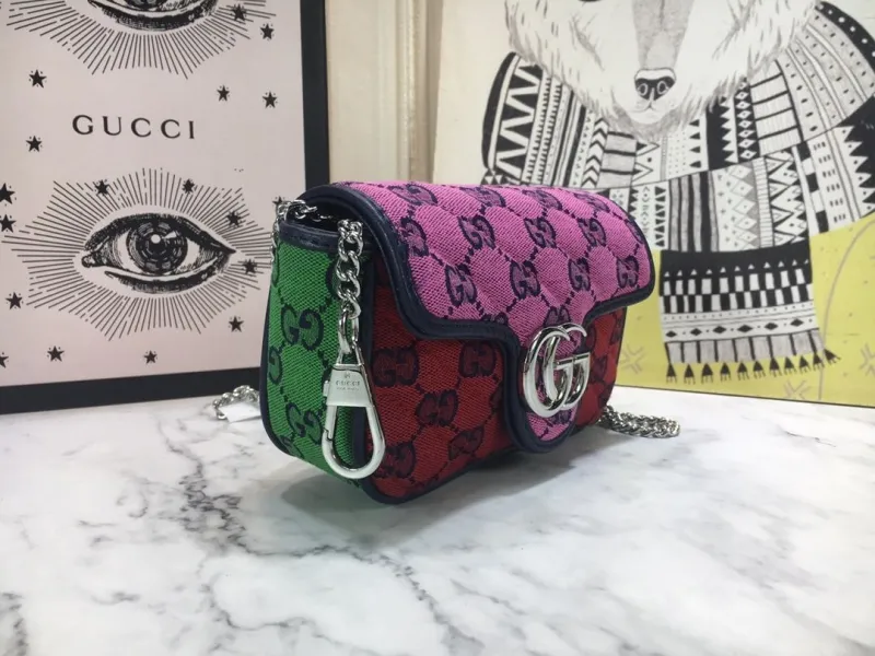 Alternative view of Gucci Satchel Bags-971
