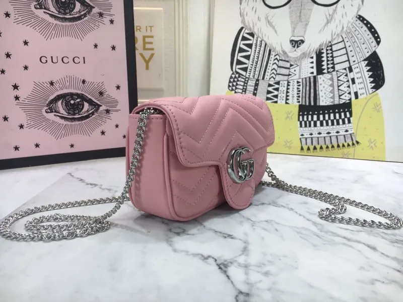 Alternative view of Gucci Satchel Bags-973