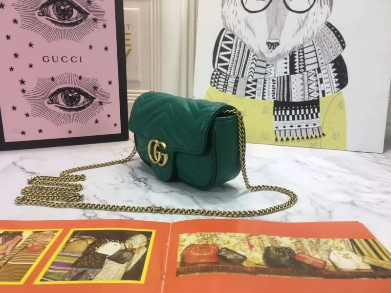 Alternative view of Gucci Satchel Bags-976