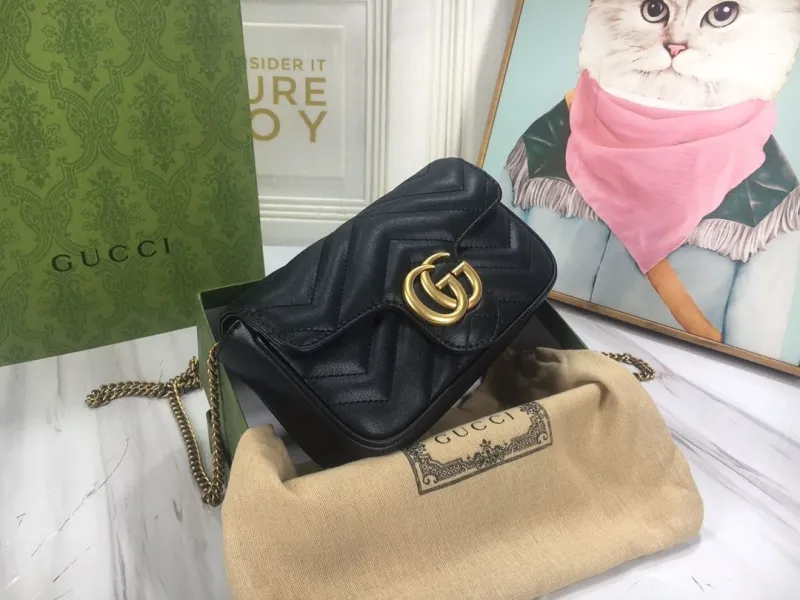 Gucci Satchel Bags-978