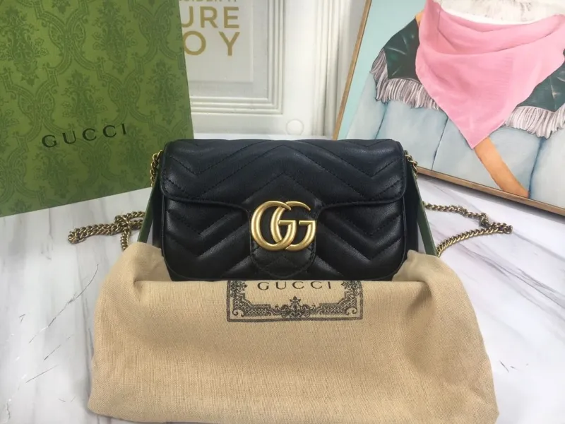 Alternative view of Gucci Satchel Bags-978