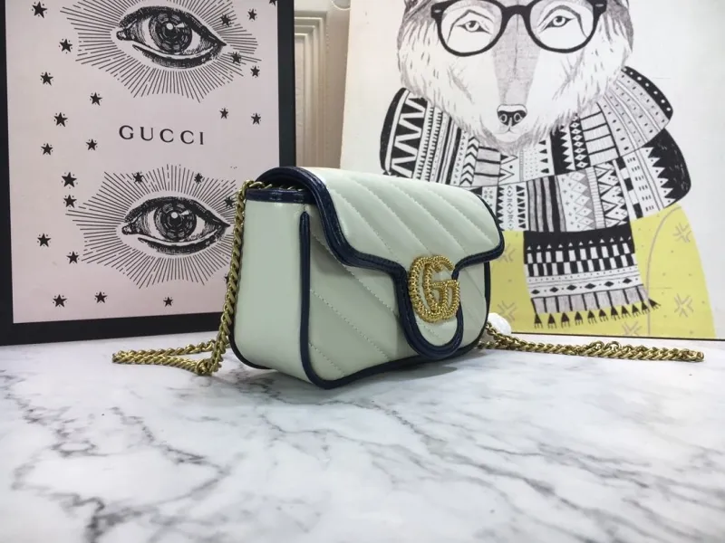 Alternative view of Gucci Satchel Bags-979