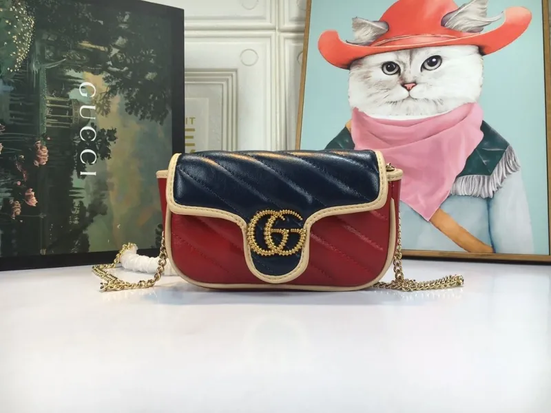 Gucci Satchel Bags-982