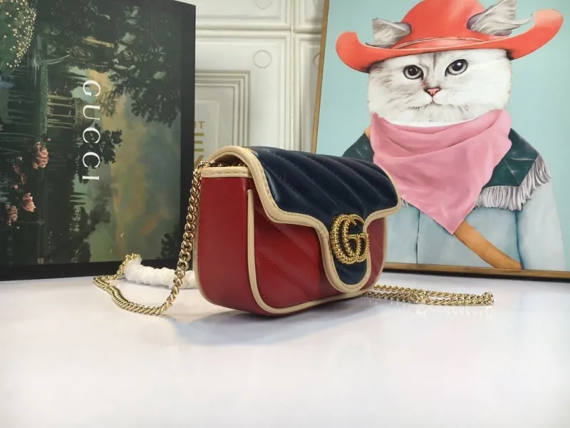 Alternative view of Gucci Satchel Bags-982