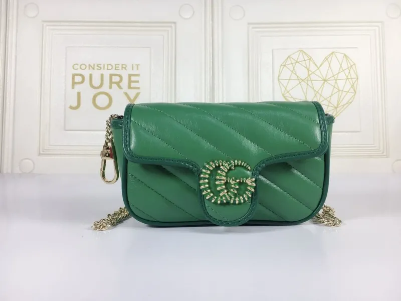 Gucci Satchel Bags-984