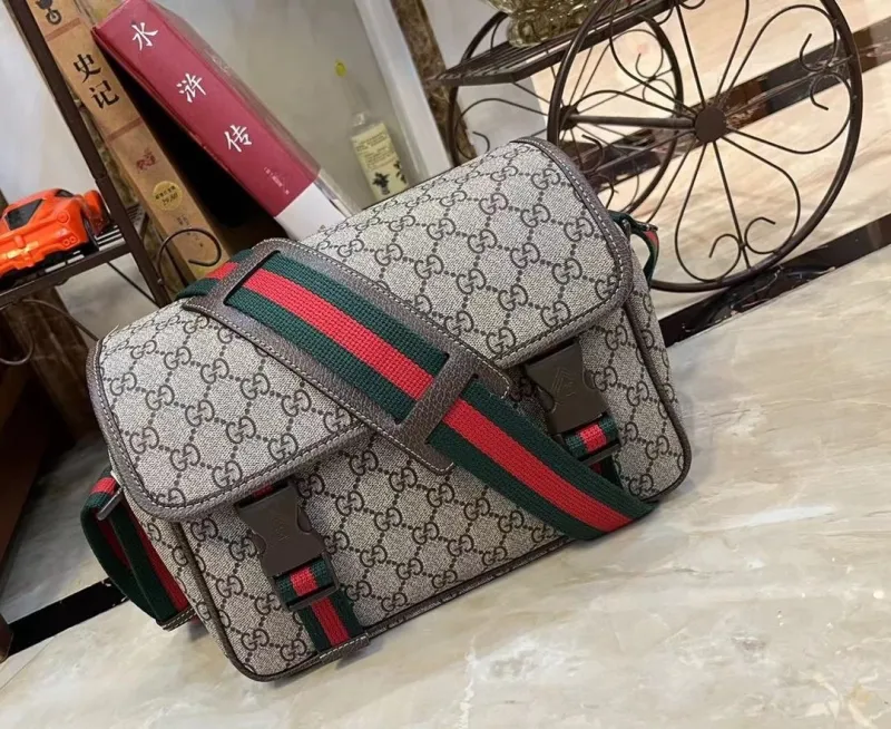 Gucci Satchel Bags-994