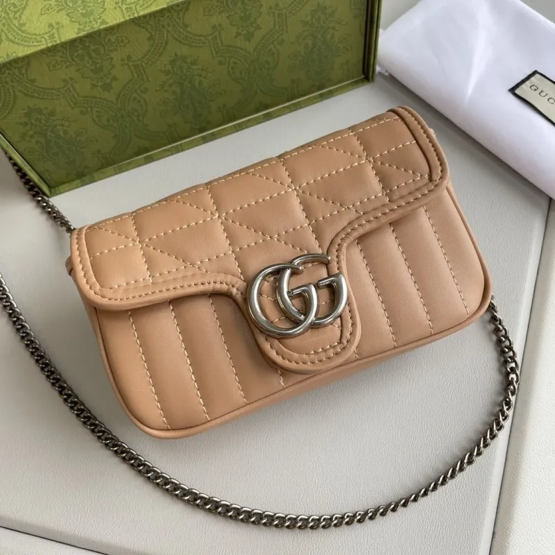 Alternative view of Gucci Satchel Bags-998