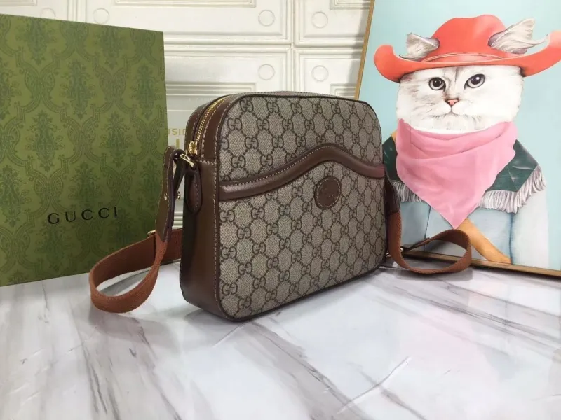 Alternative view of Gucci Satchel Bags-1039