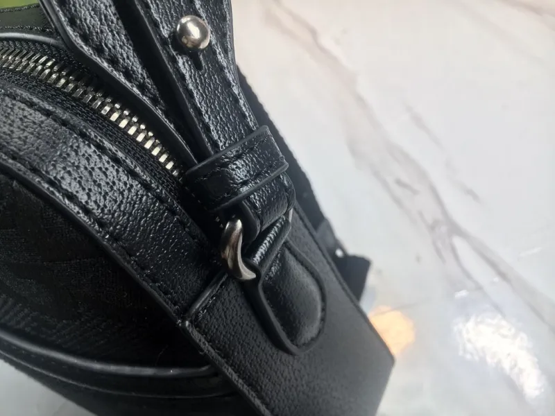 Gucci Satchel Bags-1040 - Image 7