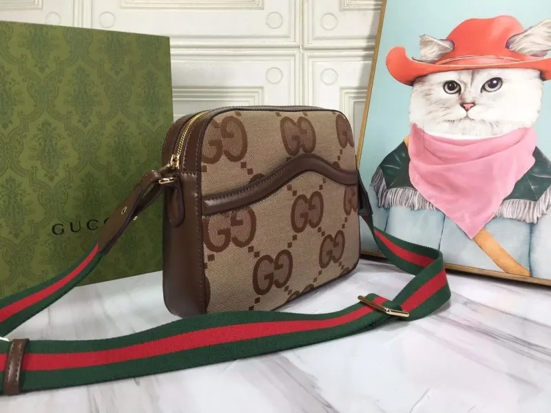 Alternative view of Gucci Satchel Bags-1041