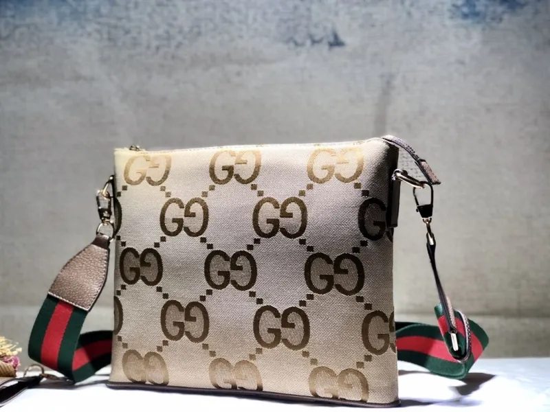 Alternative view of Gucci Satchel Bags-1049