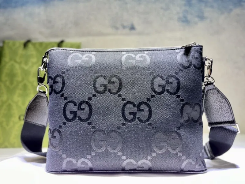 Gucci Satchel Bags-1050 - Image 3