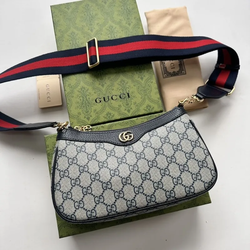 Alternative view of Gucci Satchel Bags-1073
