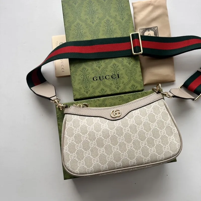 Alternative view of Gucci Satchel Bags-1074