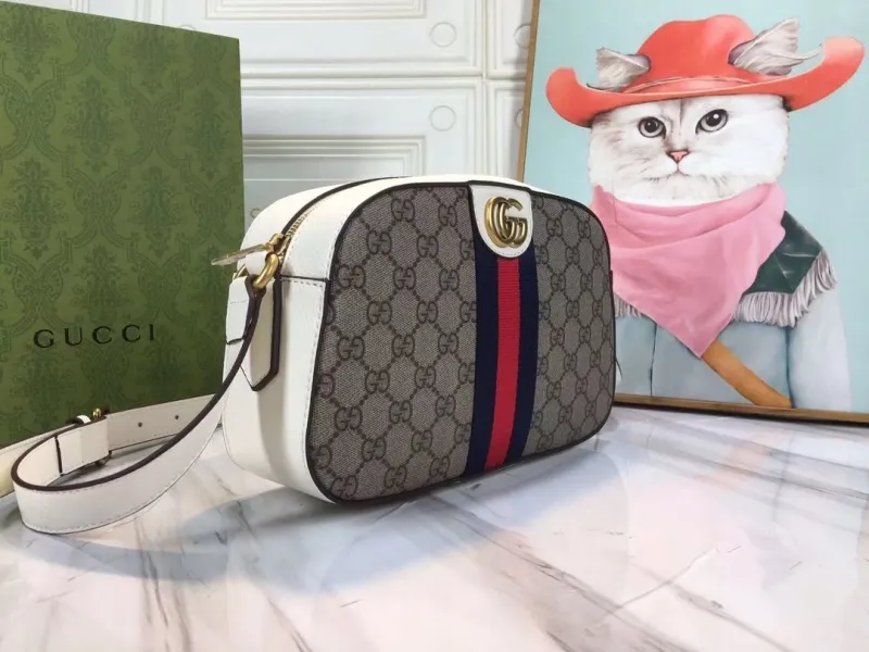 Alternative view of Gucci Satchel Bags-1076