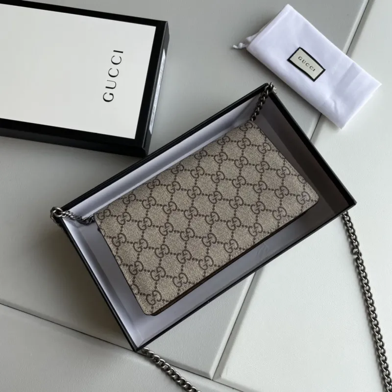 Alternative view of Gucci Satchel Bags-1081