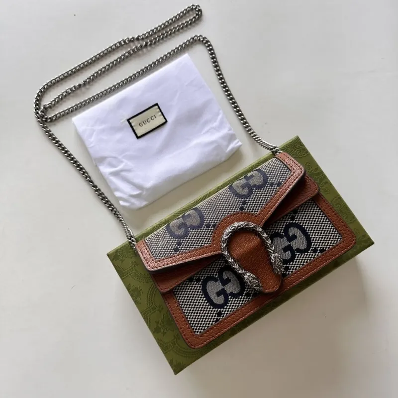 Alternative view of Gucci Satchel Bags-1085