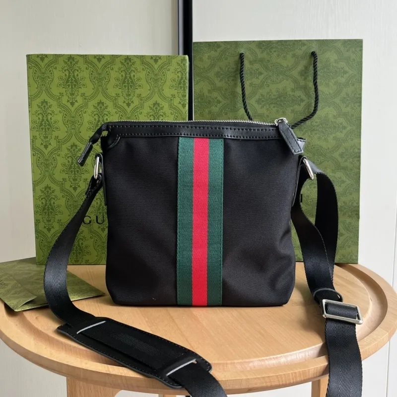 Gucci Satchel Bags-1100 - Image 3