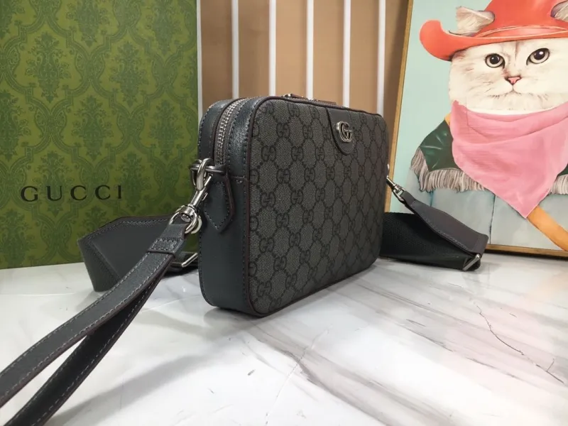 Alternative view of Gucci Satchel Bags-1113