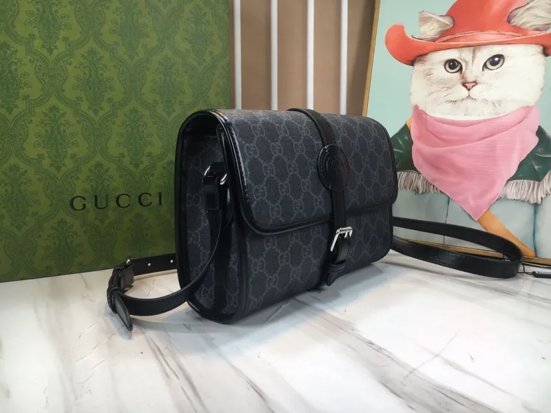 Alternative view of Gucci Satchel Bags-1116