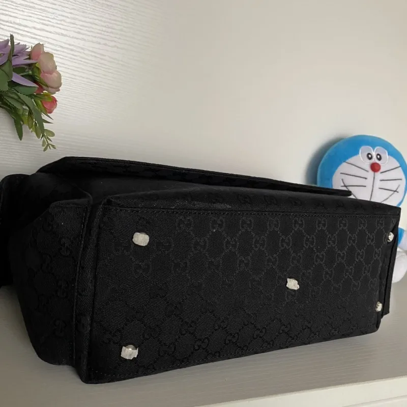 Alternative view of Gucci Satchel Bags-1131