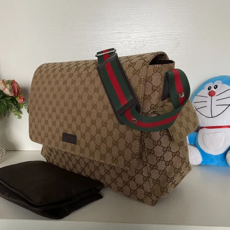 Alternative view of Gucci Satchel Bags-1132