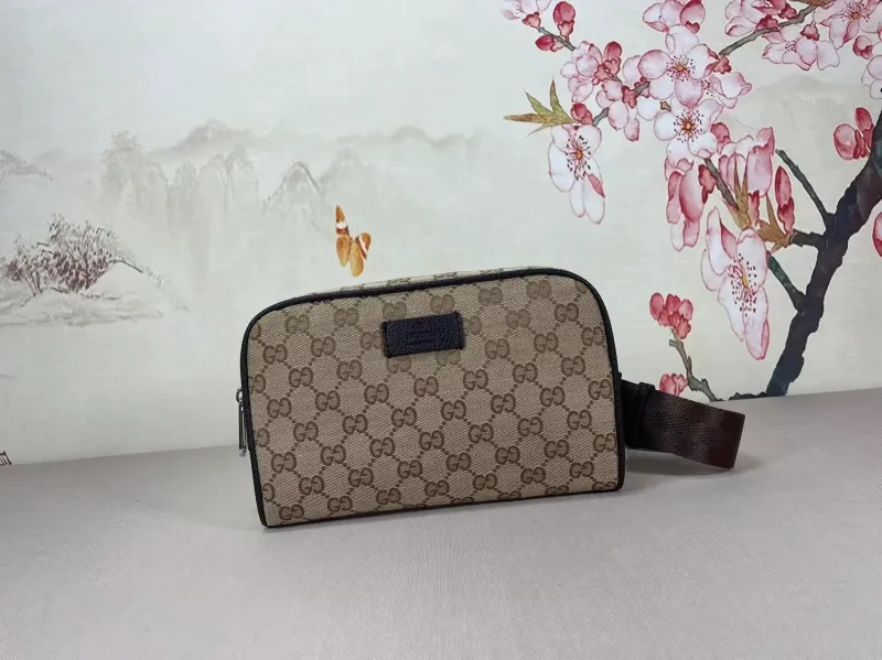 Gucci Satchel Bags-1139