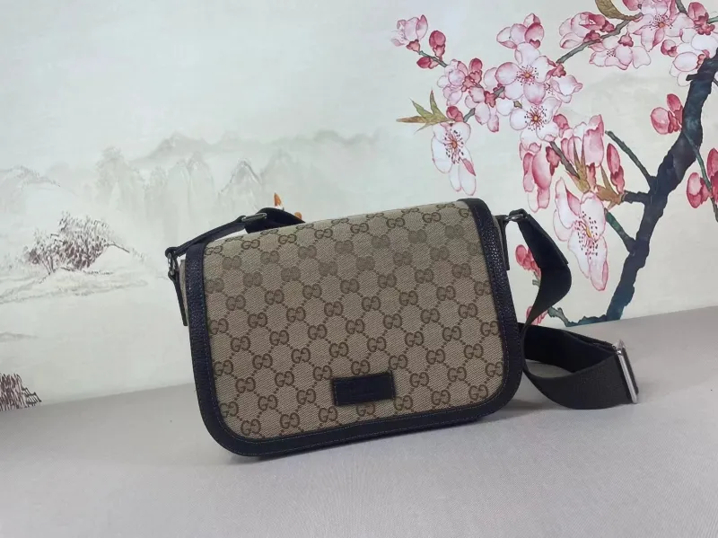 Gucci Satchel Bags-1143