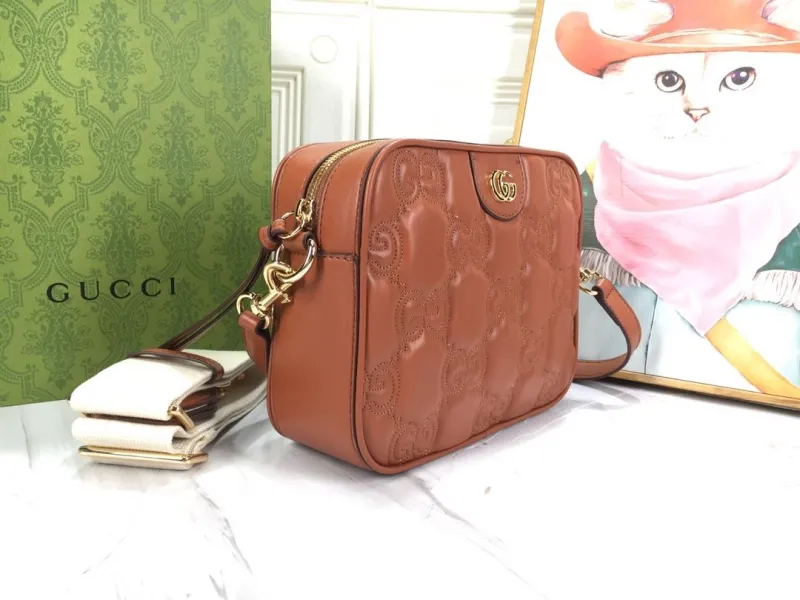 Alternative view of Gucci Satchel Bags-1147