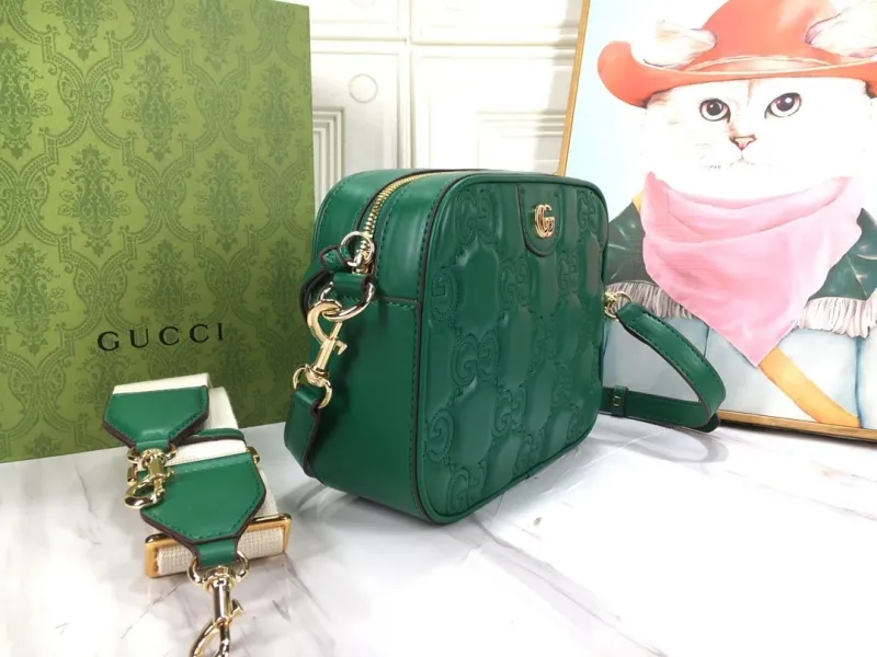 Alternative view of Gucci Satchel Bags-1148