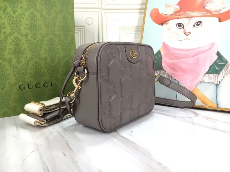 Alternative view of Gucci Satchel Bags-1149