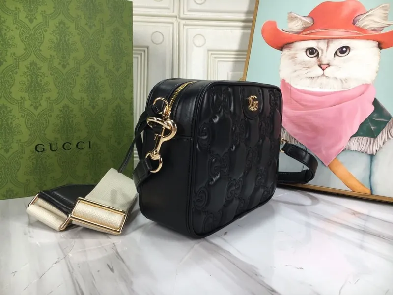 Alternative view of Gucci Satchel Bags-1150