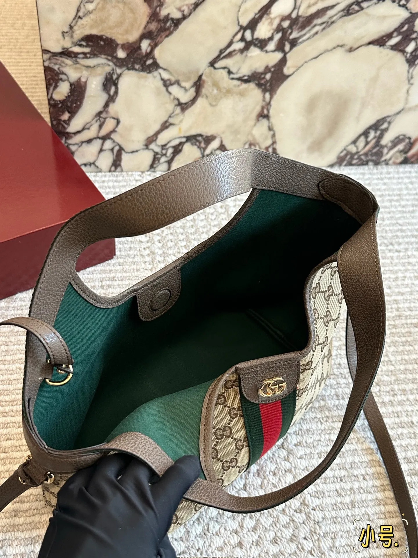 Gucci Shopping Bags-2 - Image 9
