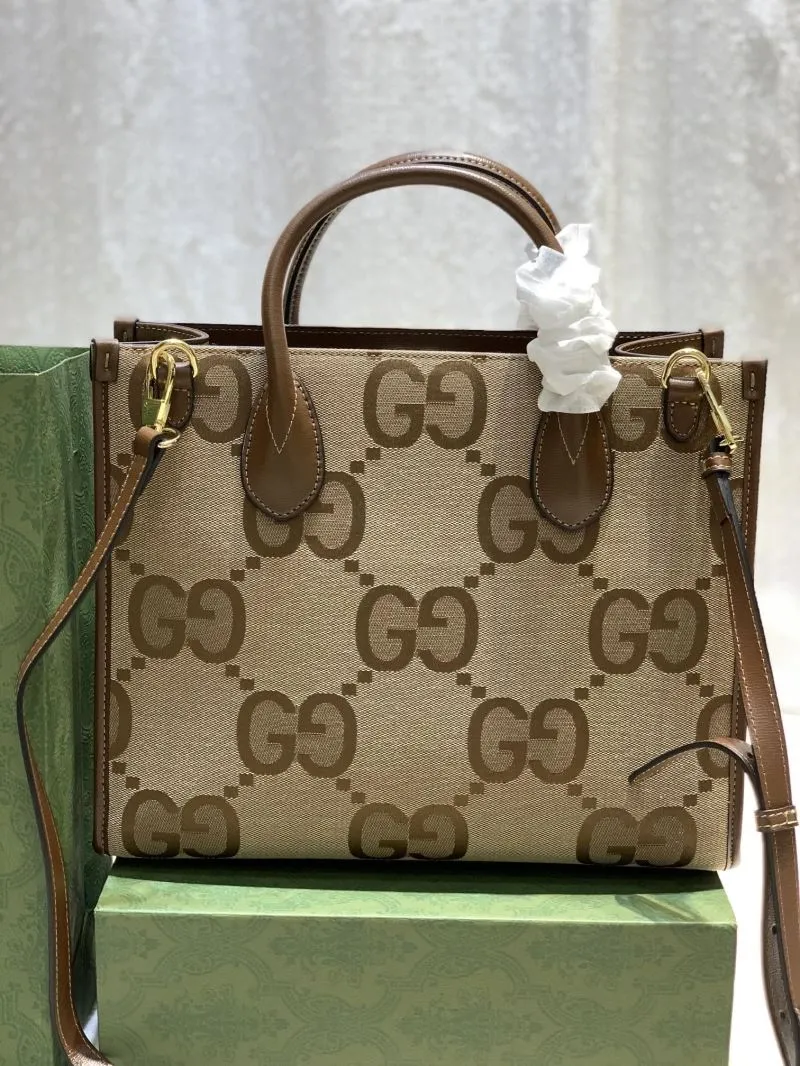 Alternative view of Gucci Shopping Bags-12