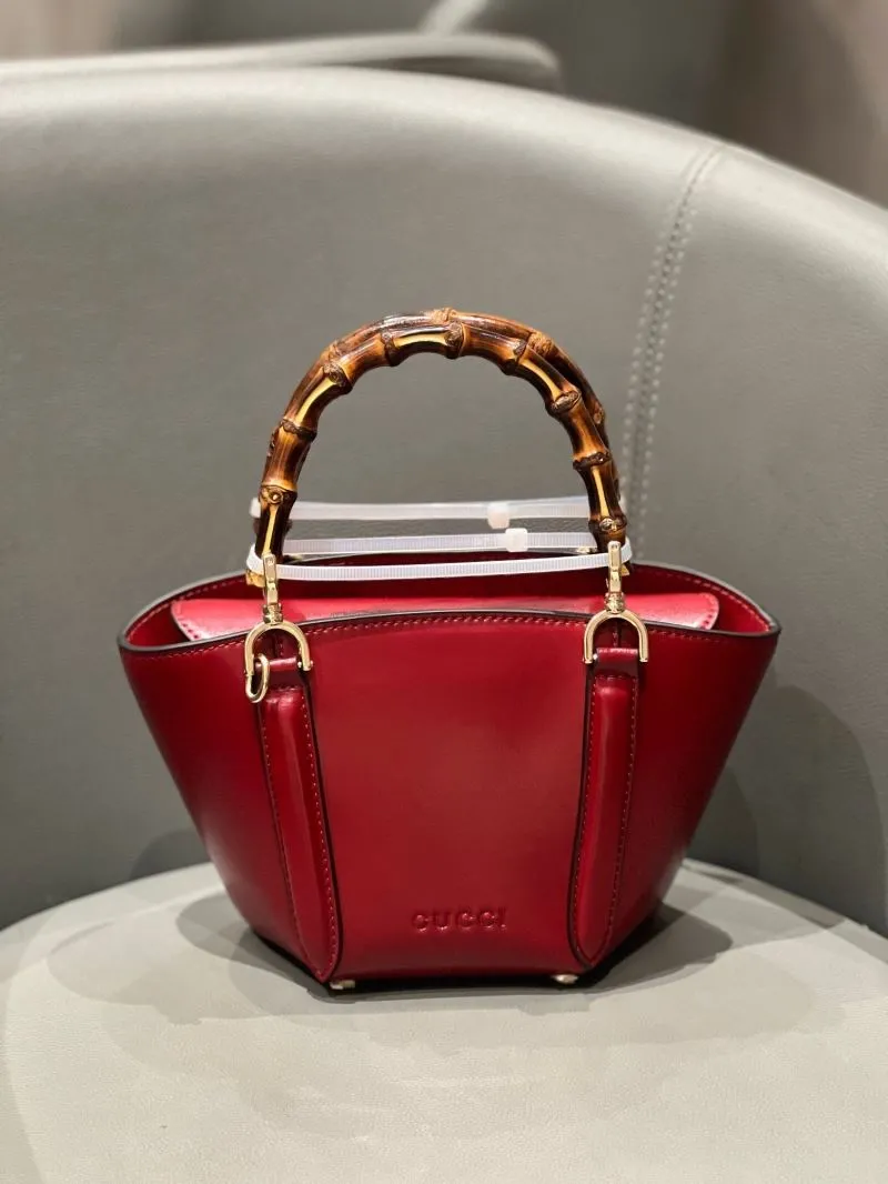 Gucci Shopping Bags-16