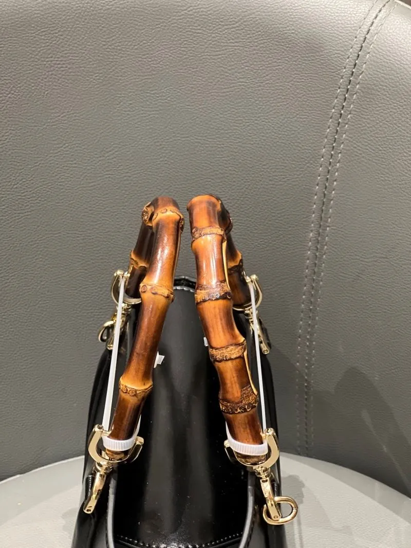 Gucci Shopping Bags-17 - Image 4