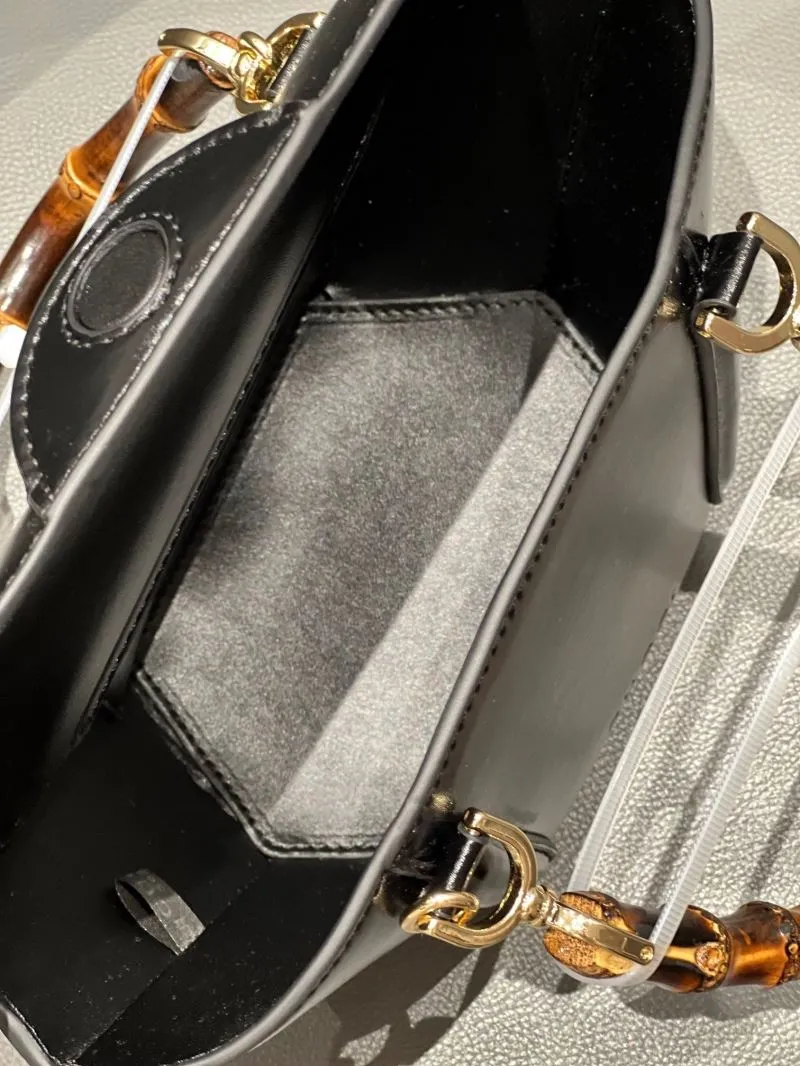 Gucci Shopping Bags-17 - Image 8
