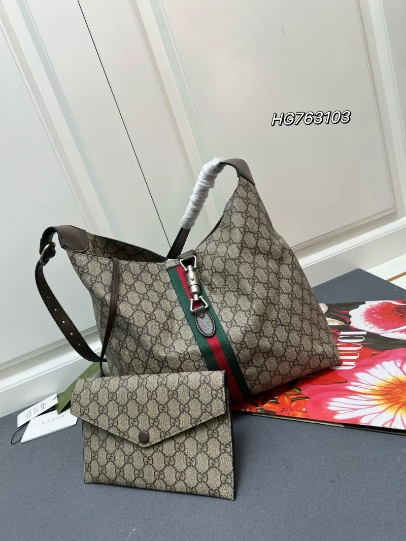 Alternative view of Gucci Shopping Bags-29