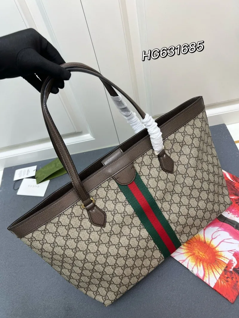 Alternative view of Gucci Shopping Bags-34