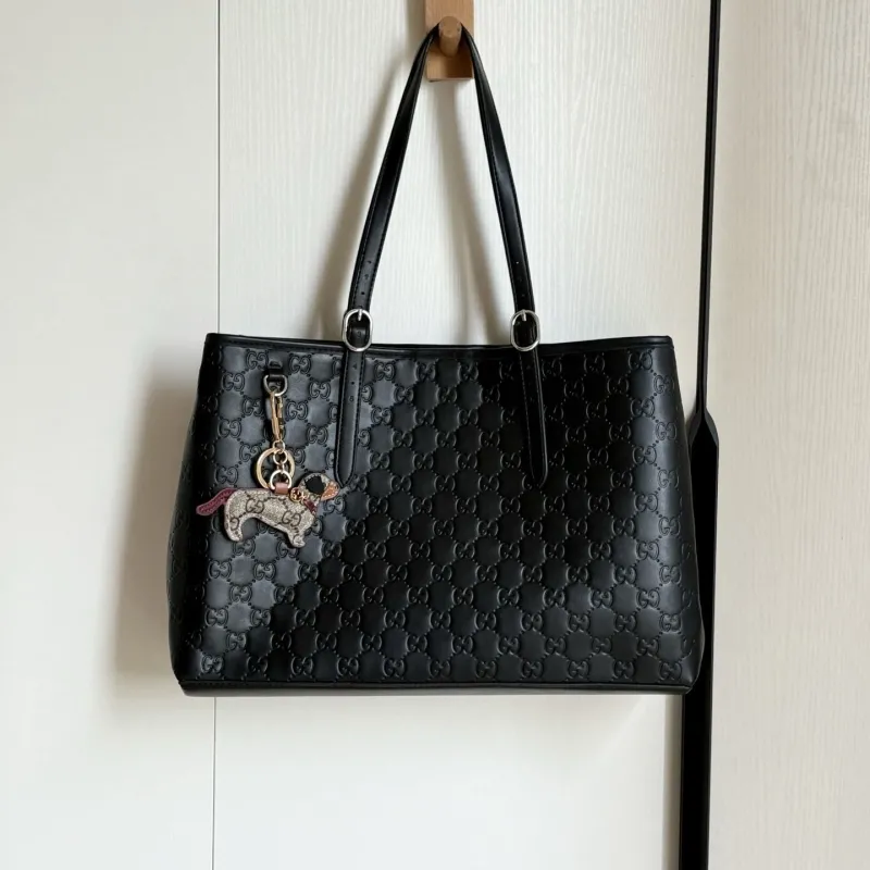 Gucci Shopping Bags-46 - Image 9