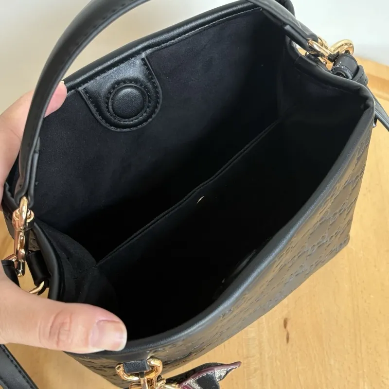 Gucci Shopping Bags-47 - Image 6