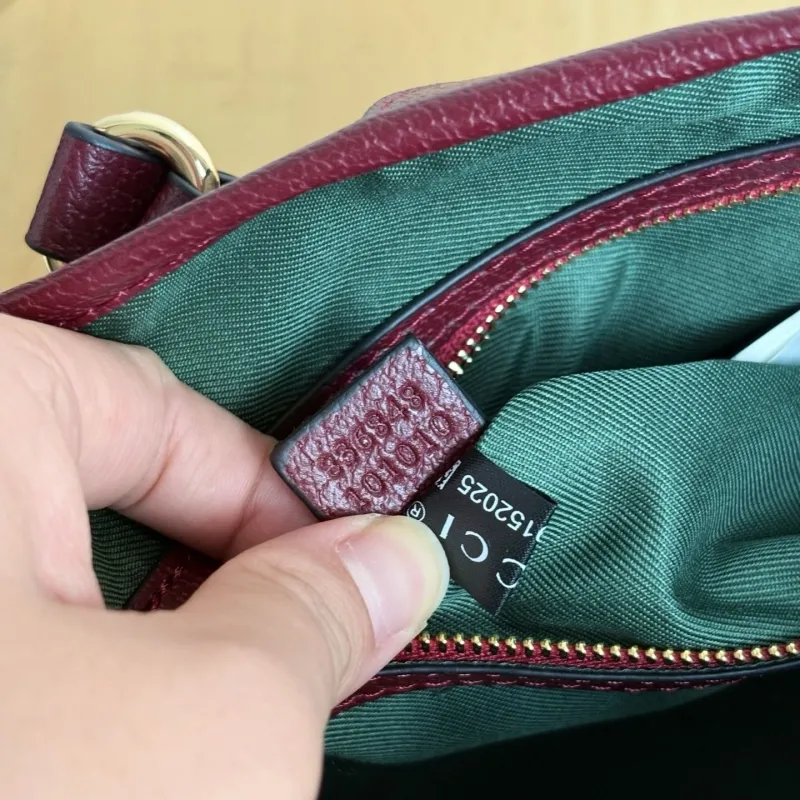 Alternative view of Gucci Shopping Bags-50