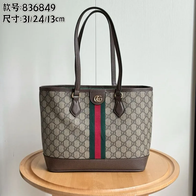 Gucci Shopping Bags-52