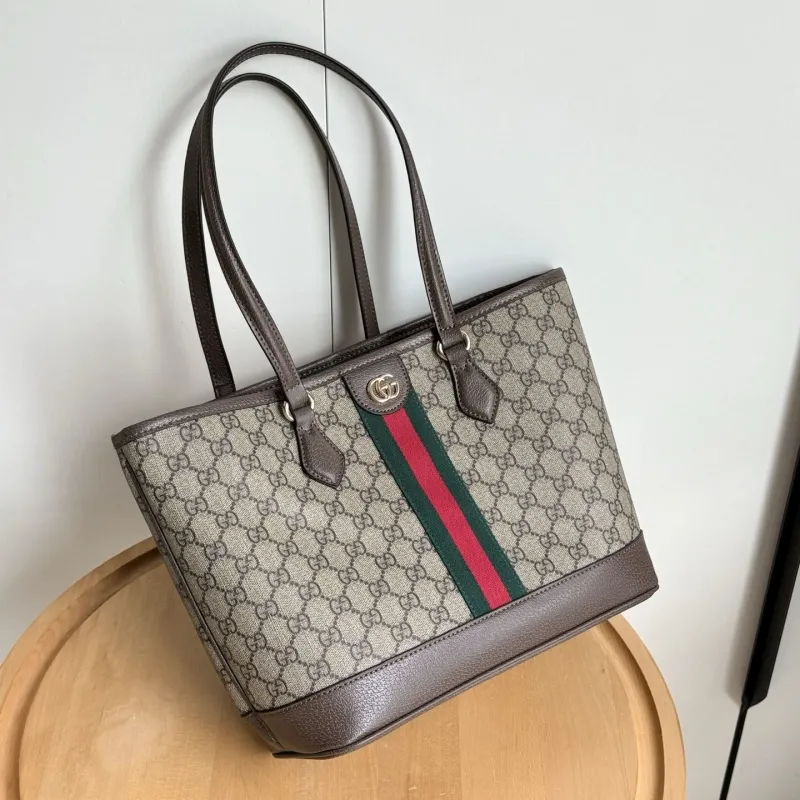 Alternative view of Gucci Shopping Bags-52