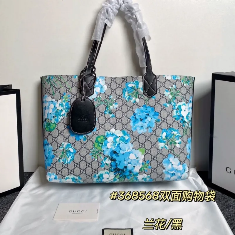 Gucci Shopping Bags-61