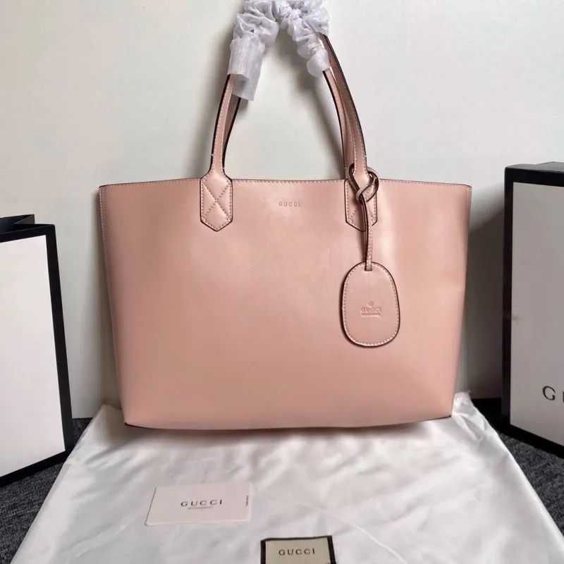 Alternative view of Gucci Shopping Bags-63