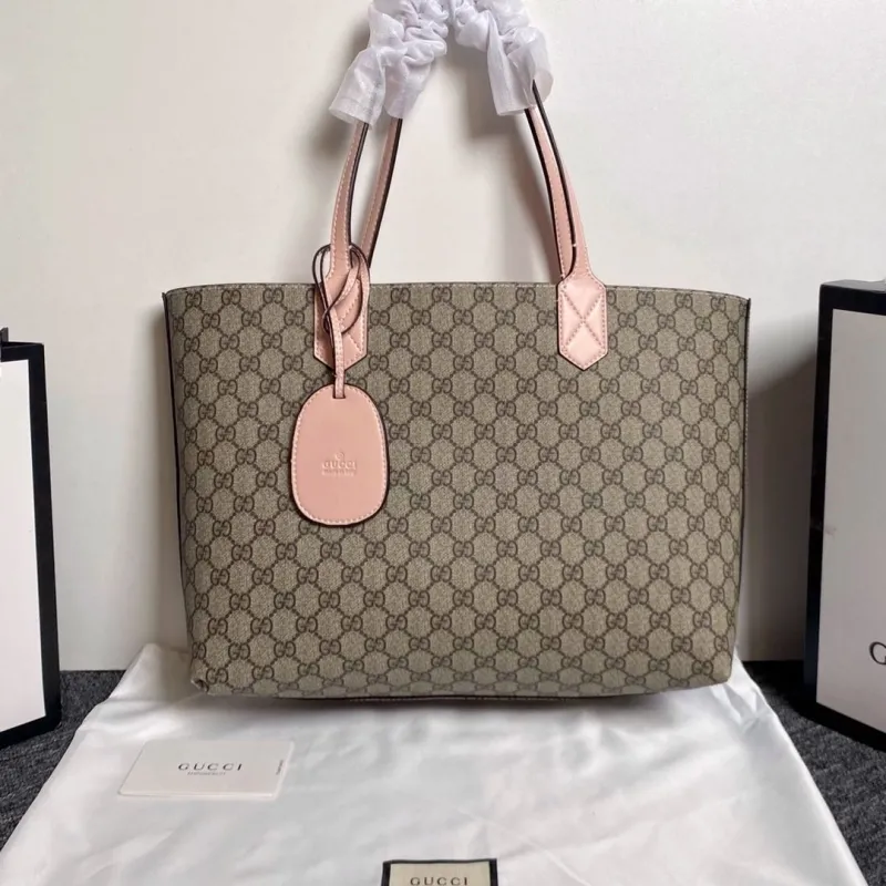 Alternative view of Gucci Shopping Bags-65