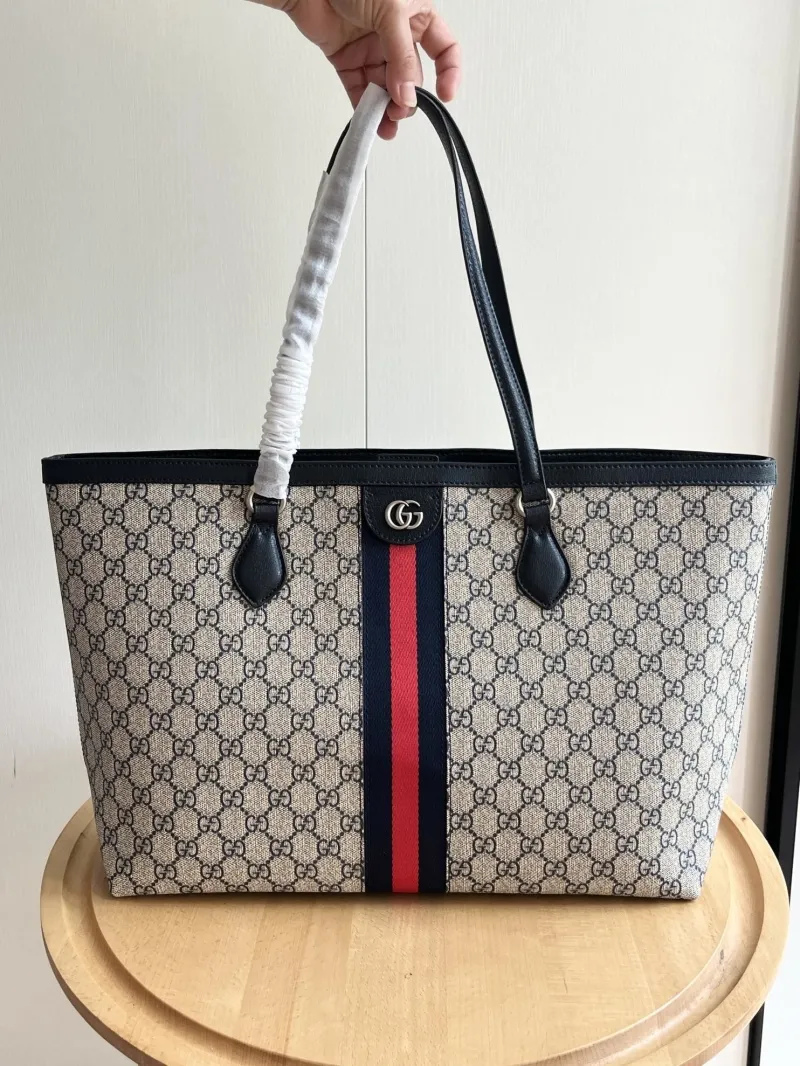 Gucci Shopping Bags-71