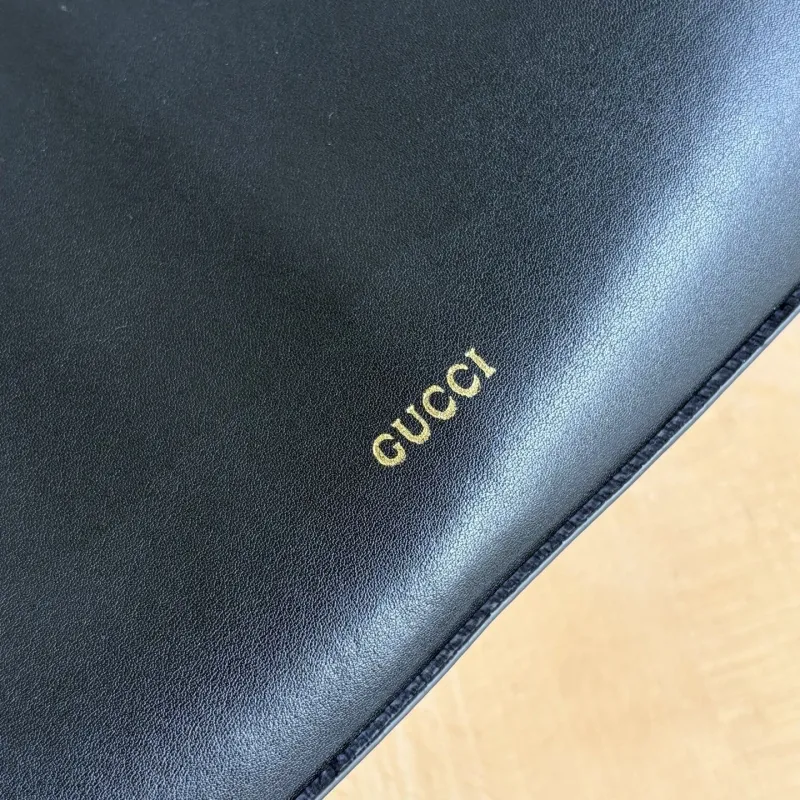 Alternative view of Gucci Shopping Bags-87